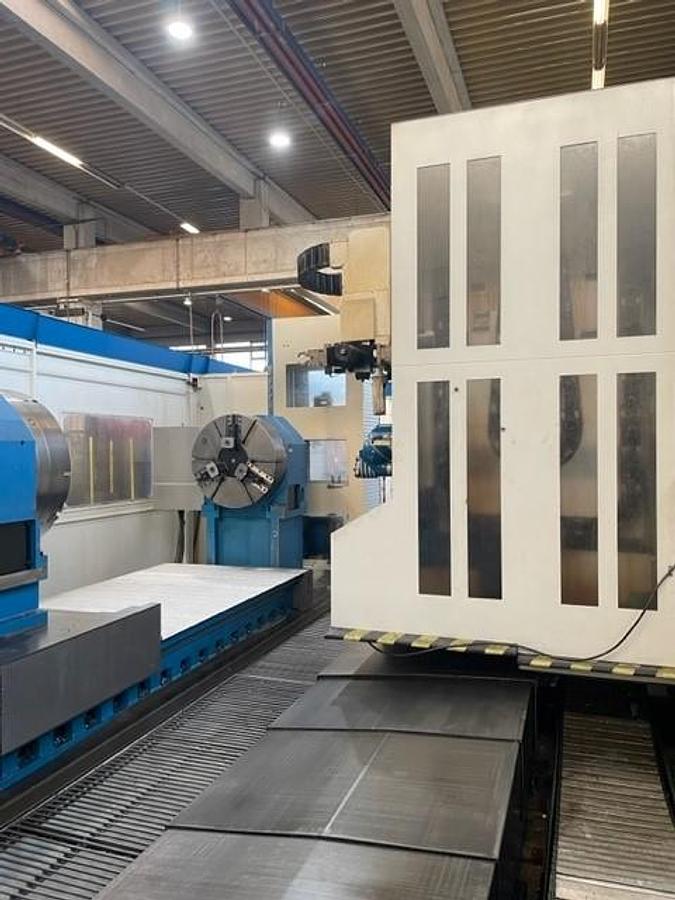 Used Soraluce FL 8000 CNC Universal Machining Center with 6 Axes and Turn Table