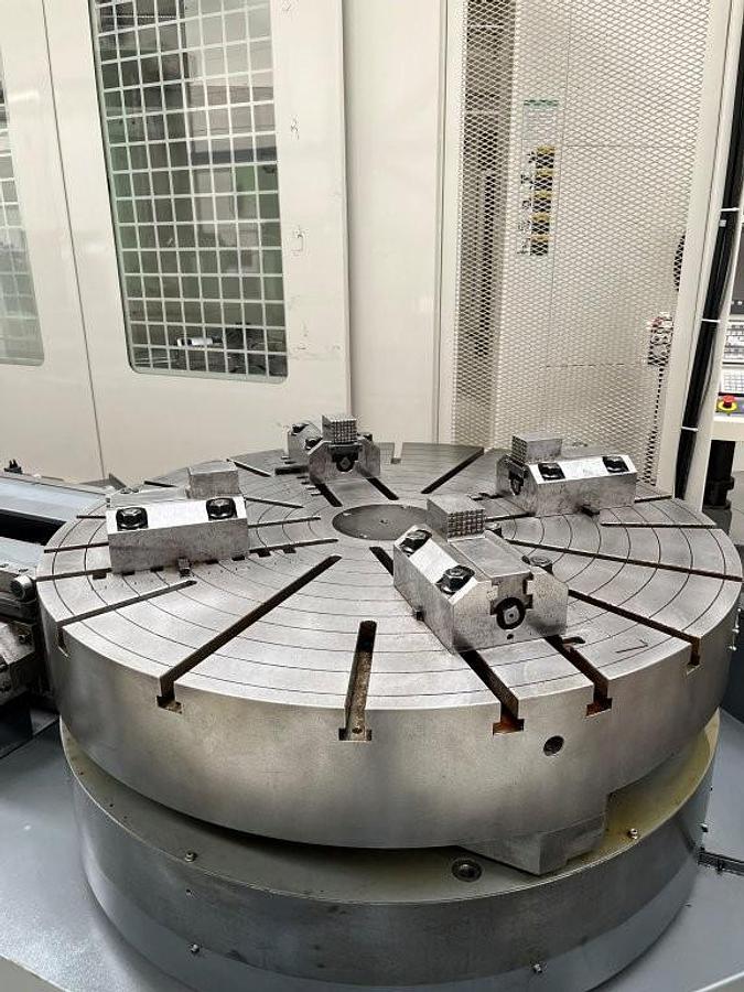Used Hankook VTC 125 E-APC CNC Single Column Vertical Boring Mill with C-Axis and Double Automatic Pallet Changer