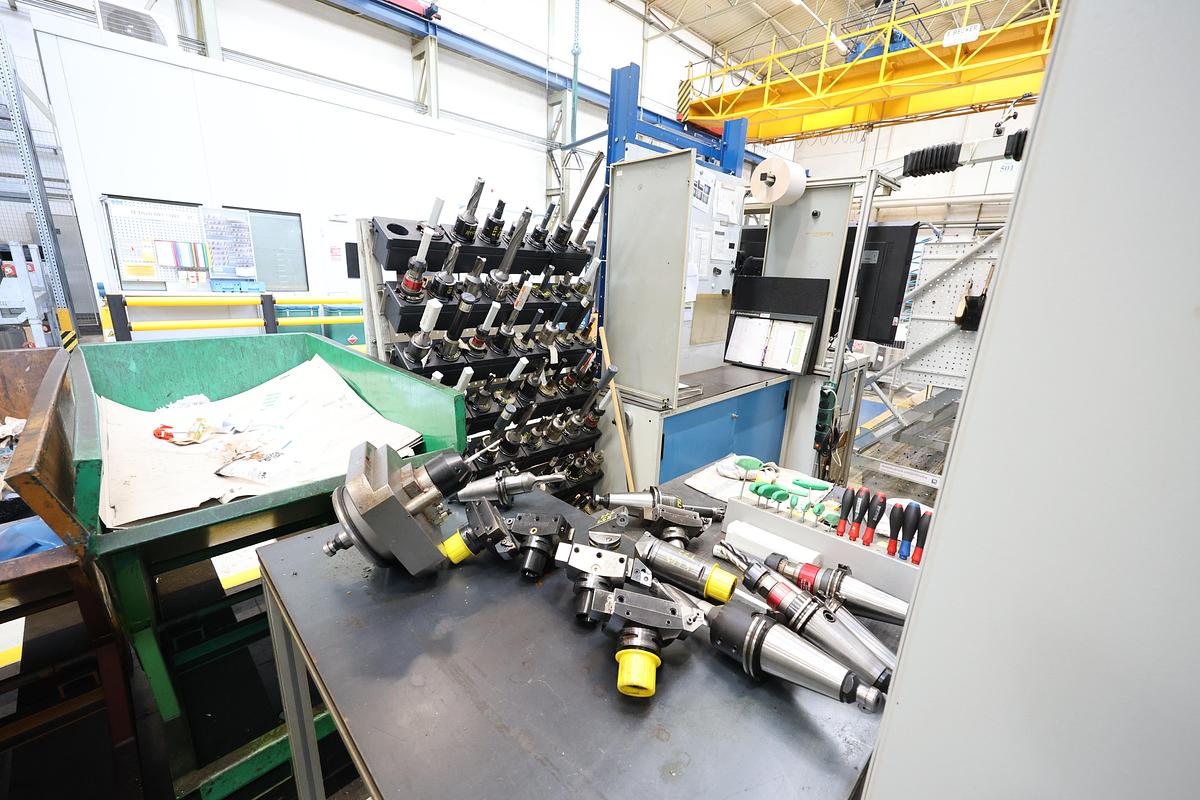 Used Dorries VCE 2800/250 MC CNC Vertical Turning & Milling Machine with Live Spindle