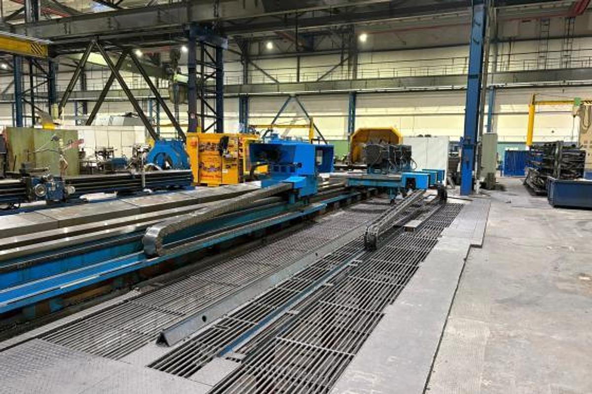 Used Giuseppe Giana GGH 1100/760 x 12000 CNC Horizontal Lathe