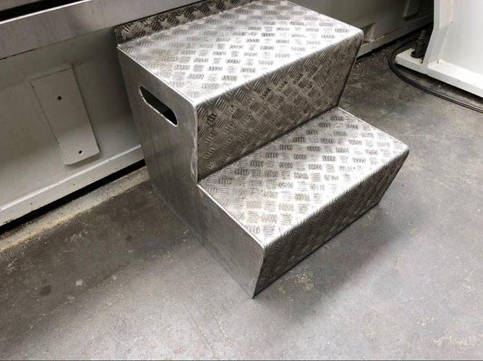 Used Zayer 30K M9000 CNC Traveling Column Milling Machine