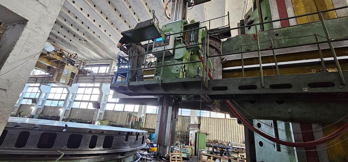 Used Blansko SKSJ 1A CNC Single Column Vertical Turning & Boring Machine with Live Spindle
