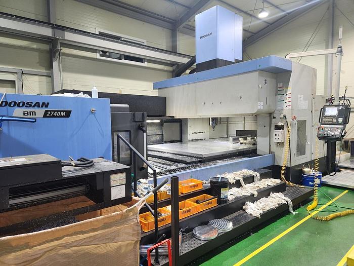 Used Doosan BM 2740M CNC Bridge Type Machining Center