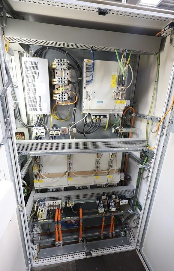 Used Dorries VCE 1600/140 MC F CNC Single Column Vertical Boring & Milling Machine with Live Spindle and Table C-Axis