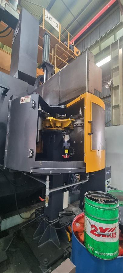 Used HNK VTC 20/25 CNC Vertical Turning Boring & Milling Machine with Live Spindle & Table C-Axis
