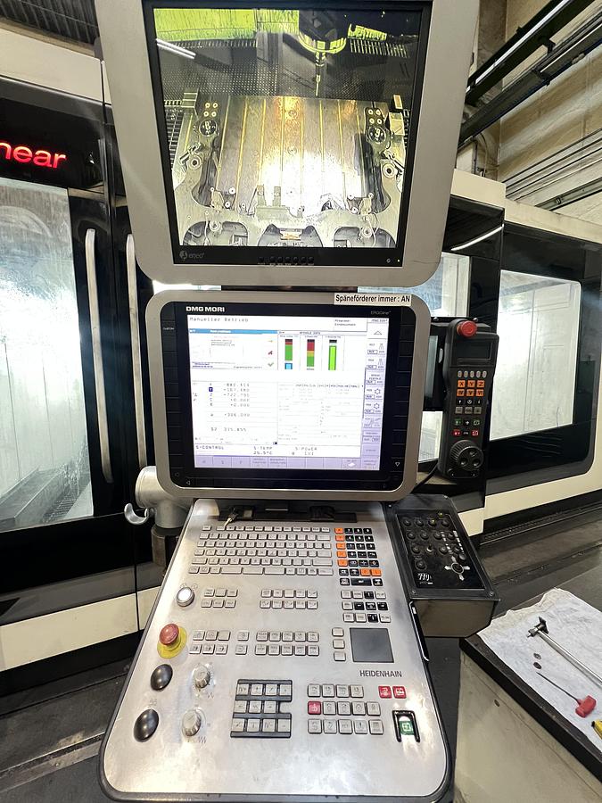 Used DMG DMU 600 G Linear CNC 5-Axis Gantry Milling Machine