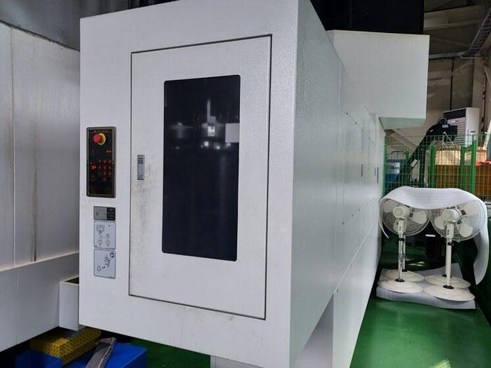 Used Mazak Versatech V-100N200 CNC Double Column 5-Axis Machining Center