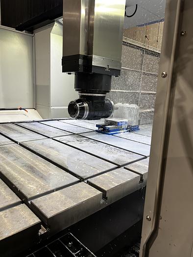 Used Doosan DBM 2550 CNC Bridge Type Milling Machine with 4th Axis Rotary Table