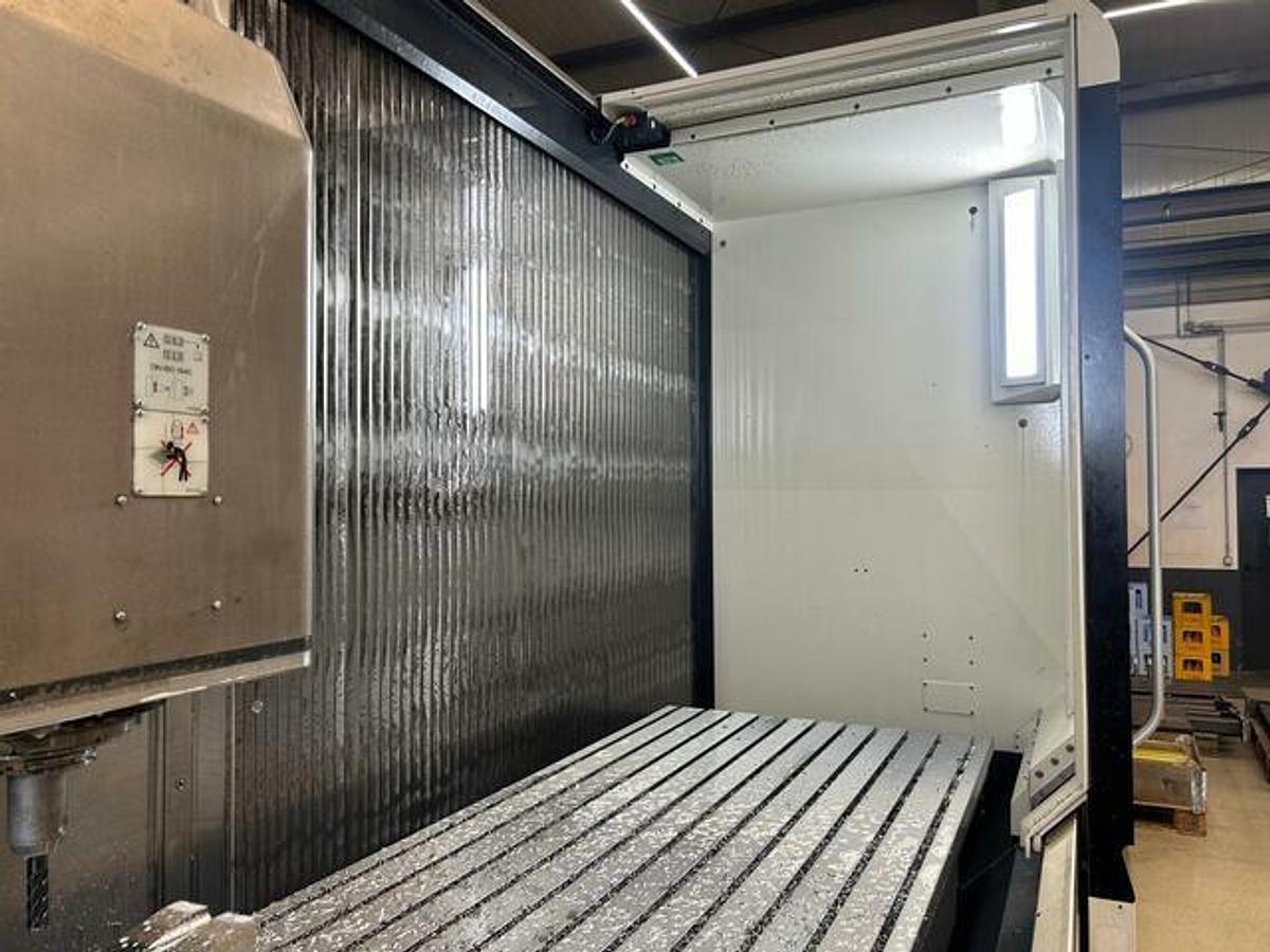 Used DMG DMF 360 / 11 Linear CNC Universal Machining Center