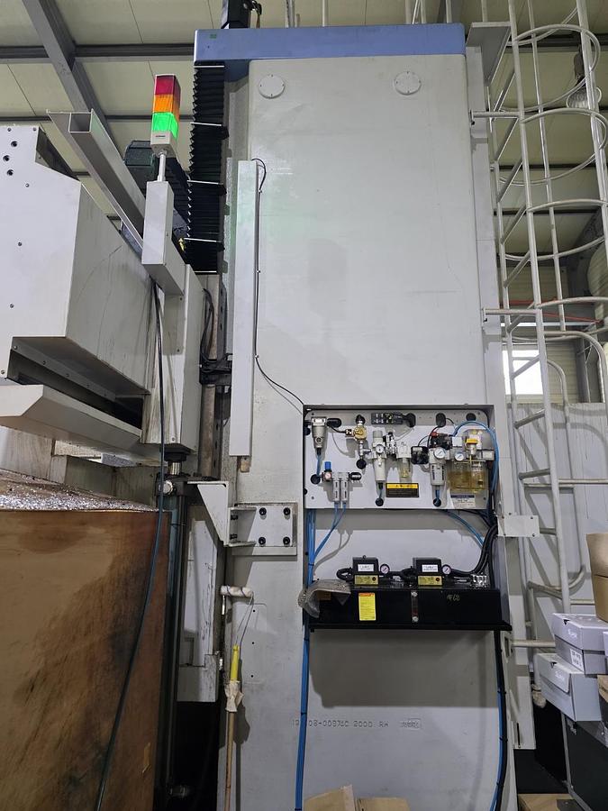Used 2019 Doosan DCM 2740F II Double Column Bridge Type Multi Machining Center
