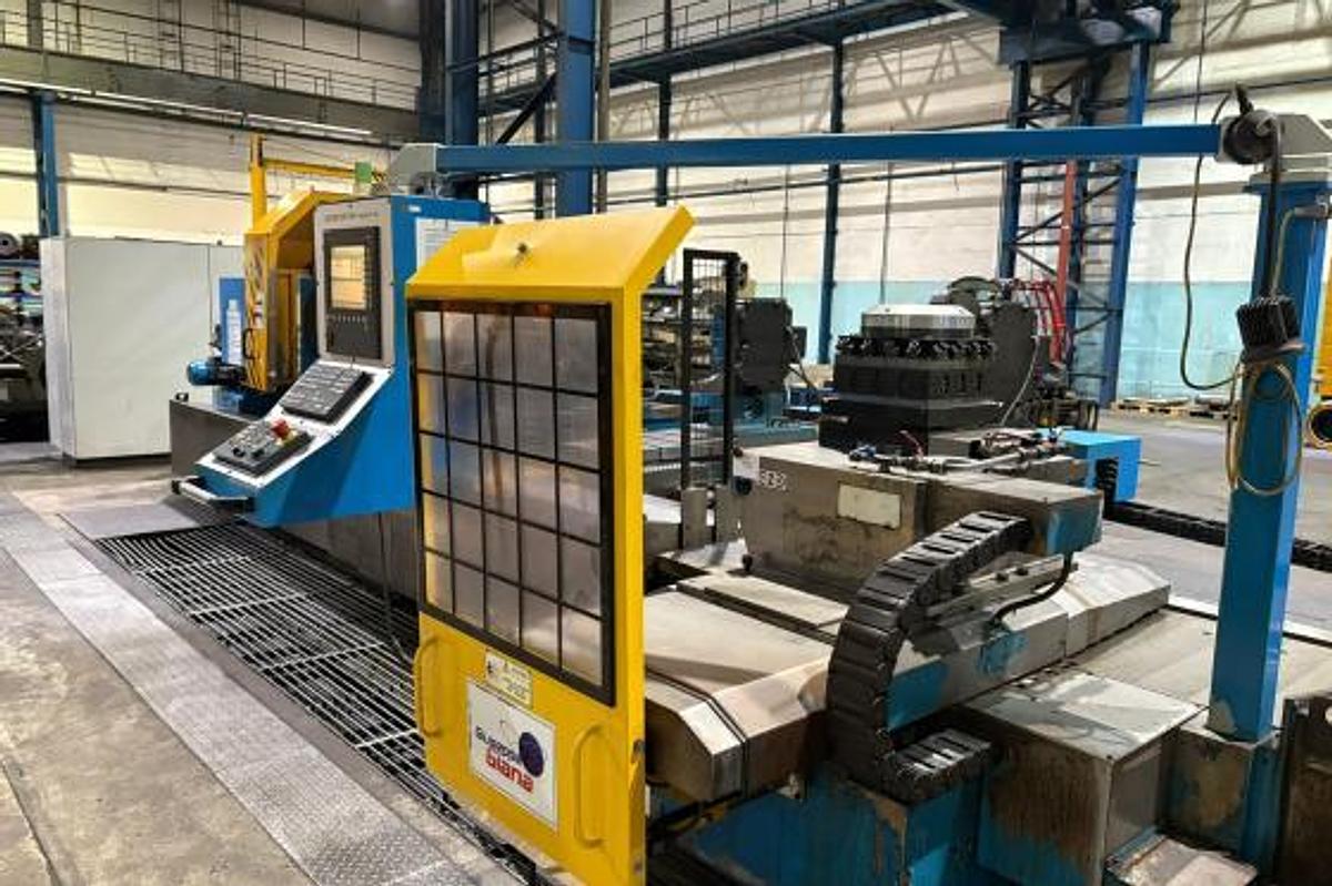 Used Giuseppe Giana GGH 1100/760 x 12000 CNC Horizontal Lathe