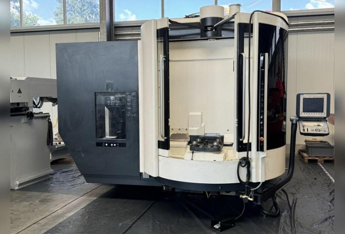 Used DECKEL MAHO - DMC 80U duoBlock 5 Axis Double Pallet Machining Center