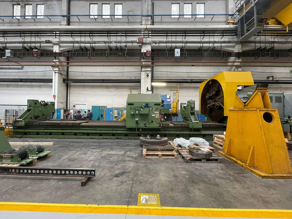 Used Innse S.Eustacchio TP150 x 10000 Four Slide Bed CNC Horizontal Lathe