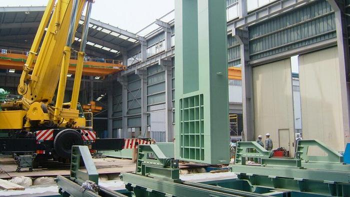 Used 10,000 Ton Hydraulic Structural / Pipe Forming Bending & Cladding Press