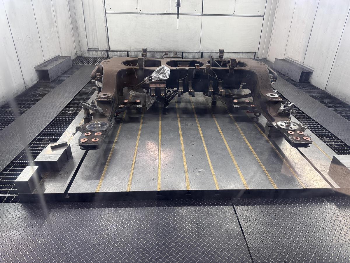 Used DMG DMU 600 G Linear CNC 5-Axis Gantry Milling Machine