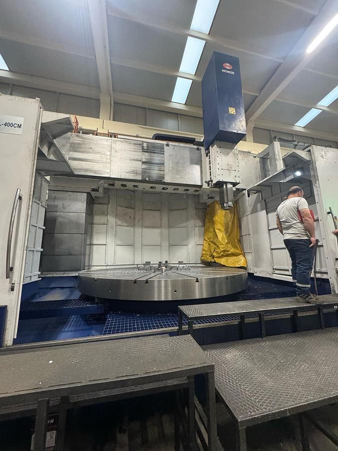 Used Honor Seiki VL-400CM CNC Vertical Boring & Milling Machine with Live Spindle & Table C-Axis