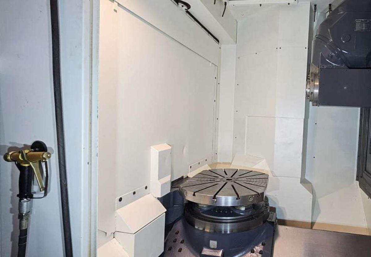 Used DECKEL MAHO - DMC 80U duoBlock 5 Axis Double Pallet Machining Center