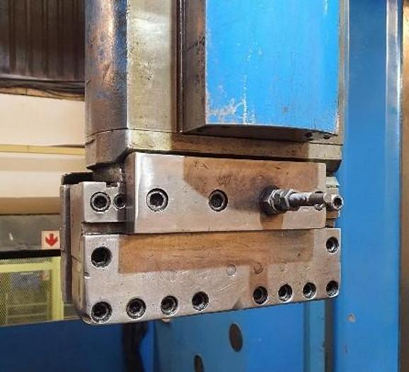 Refurbished ACME Double Ram CNC Vertical Boring & Milling Machine with Live Spindle & Table C-Axis