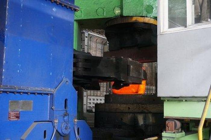 Used Skoda 8,000 Ton 2 Column Pull Down Open Die Forging Press