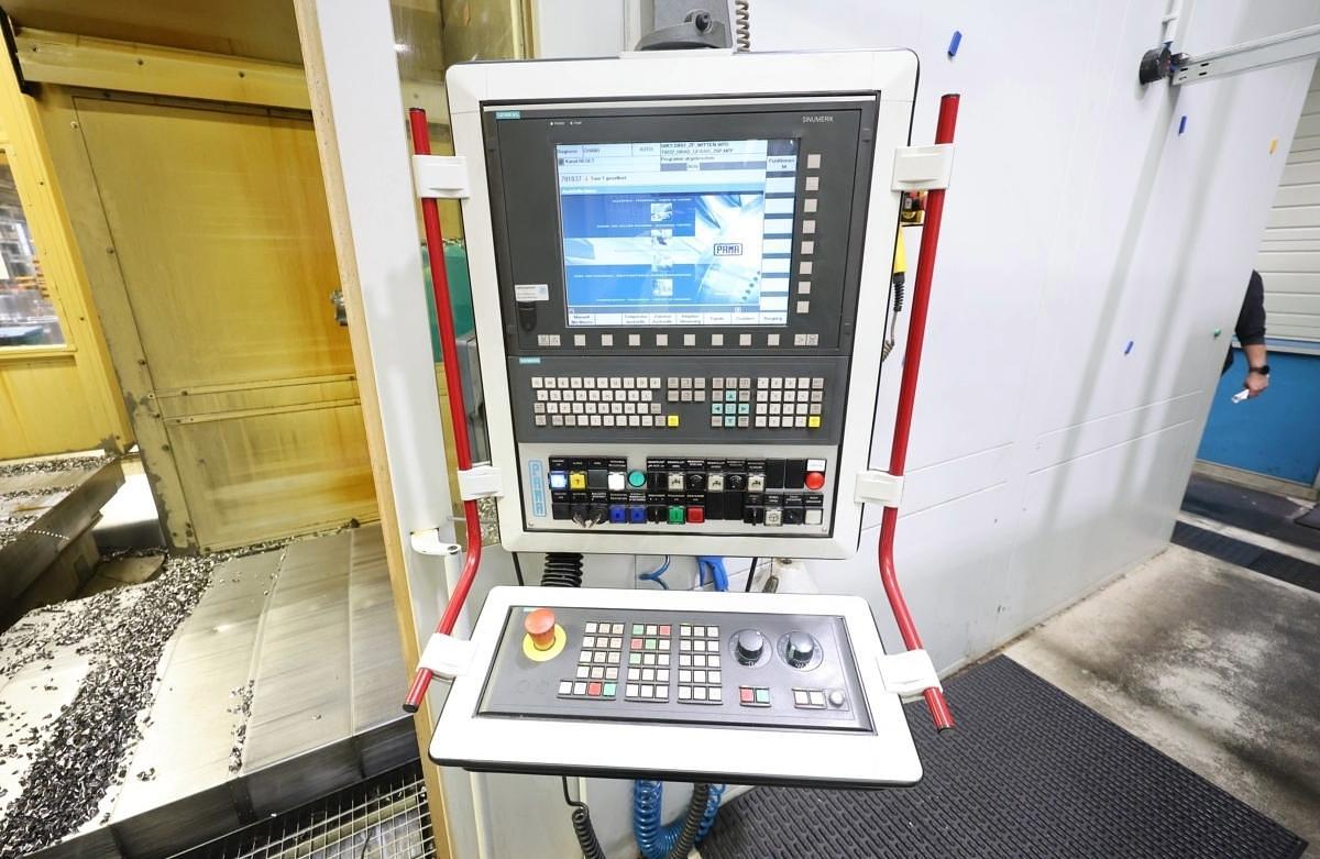 Used Pama Speedmat 2/TR 8 CNC Universal Machining Center with Twin Pallet Changer