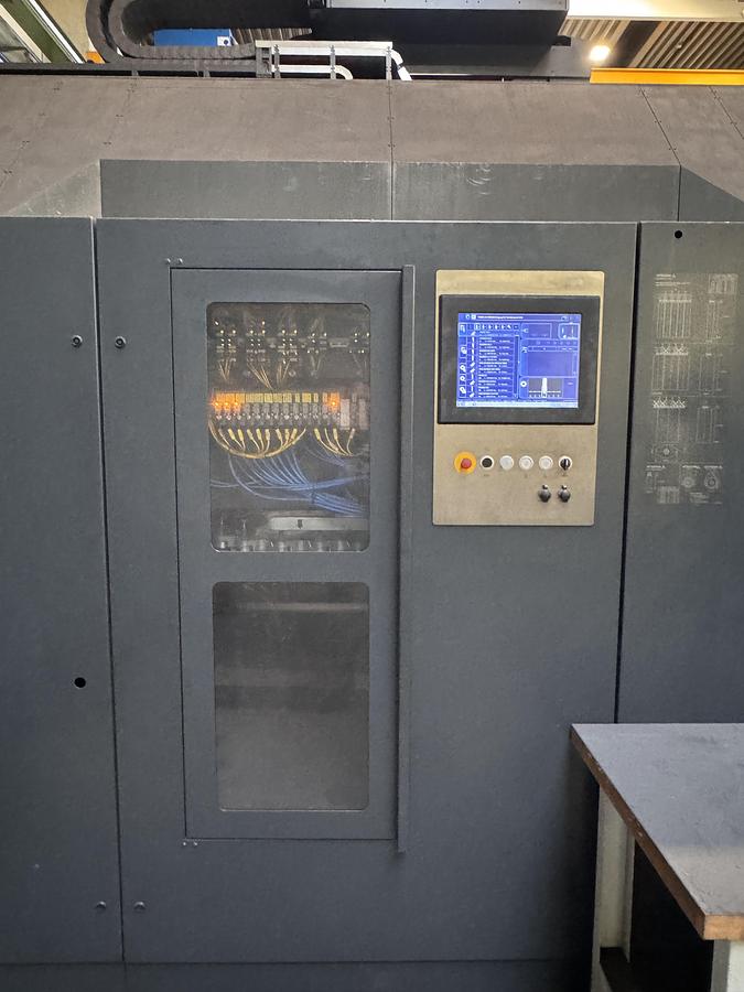 Used DMG DMU 600 G Linear CNC 5-Axis Gantry Milling Machine