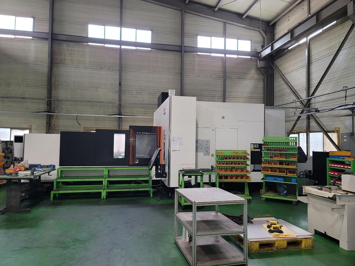 Used Mazak FJV 5-Face 60/120 CNC Vertical Machining Center