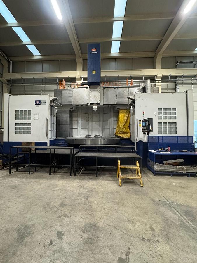 Used Honor Seiki VL-400CM CNC Vertical Boring & Milling Machine with Live Spindle & Table C-Axis