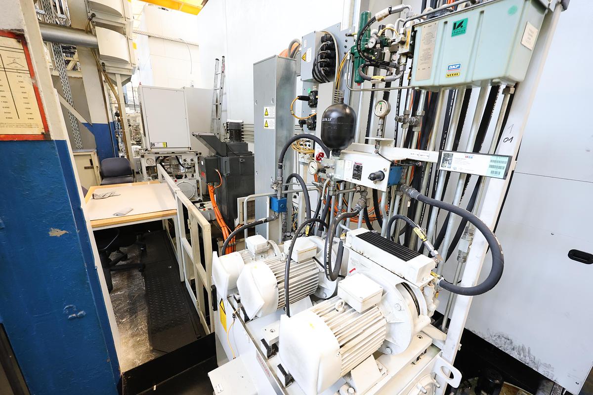 Used Dorries VCE 2800/250 MC CNC Vertical Turning & Milling Machine with Live Spindle