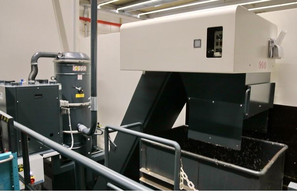 Used DMG DMC 340 U CNC 5-Axis Universal Machining Center with 2 Pallet Changer