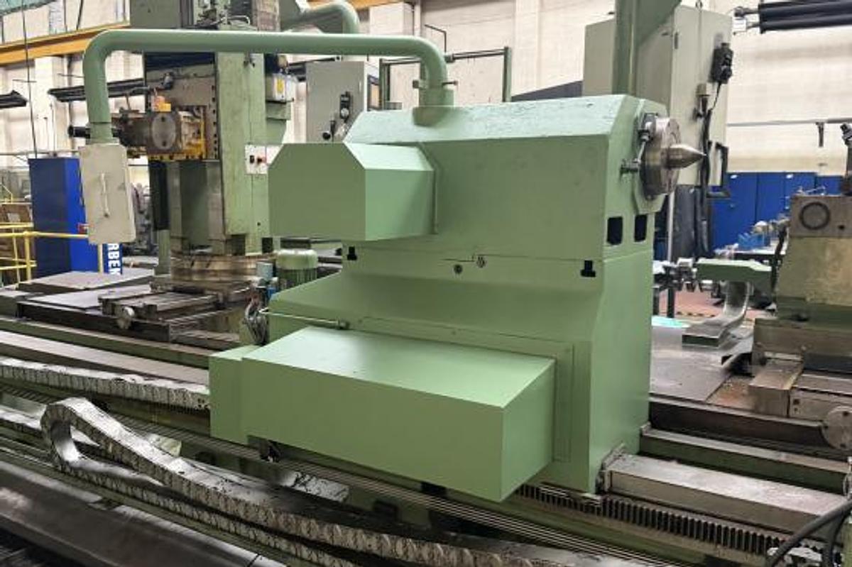 Used Tacchi HD3 / 130L CNC Horizontal Lathe with Live Spindle Milling Tower & C-Axis