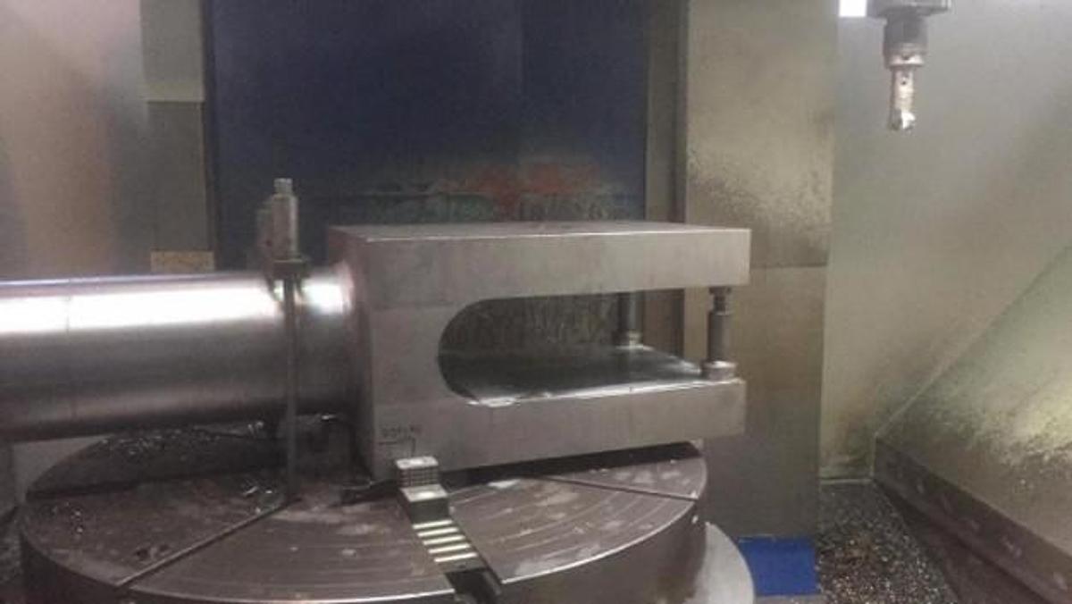 Used TOS HULIN SKIQ 16 CNC Vertical Turning, Drilling, Milling, Grinding Machine
