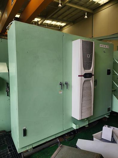 Used Karats LR 15N CNC Roll Lathe