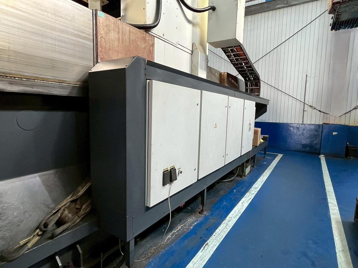 Used AWEA LG 8050 CNC Double Column Gantry Type Machining Center