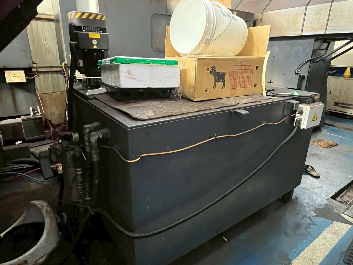 Used AWEA LG 8050 CNC Double Column Gantry Type Machining Center