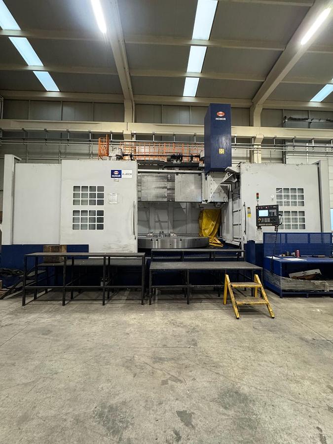 Used Honor Seiki VL-400CM CNC Vertical Boring & Milling Machine with Live Spindle & Table C-Axis