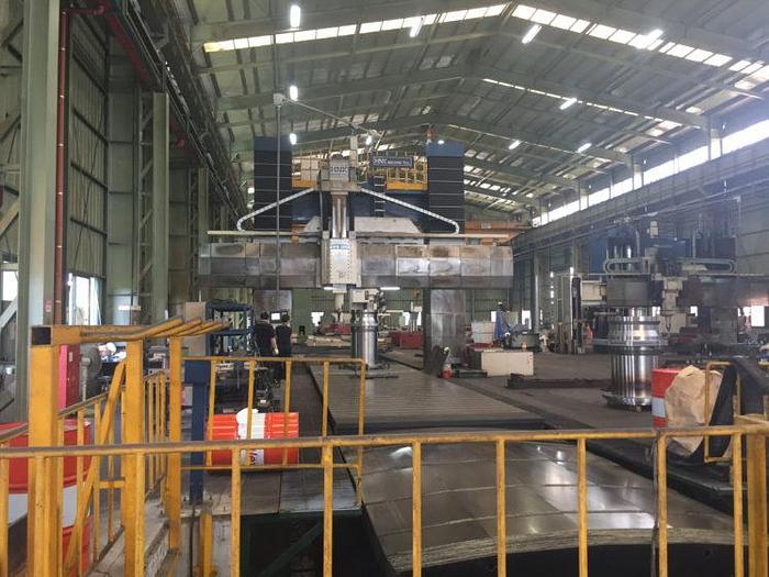 Used HNK HPM-30 CNC Double Column Heavy Duty Machining Center