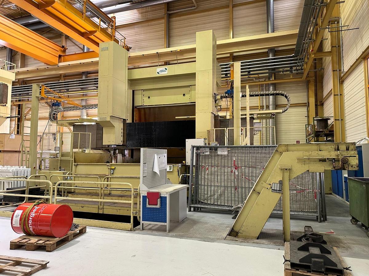 Used Dorries Scharmann Contumat 3 MC VC 4200/360 CNC Vertical Boring & Milling Machine with 2 Rams and Live Spindle