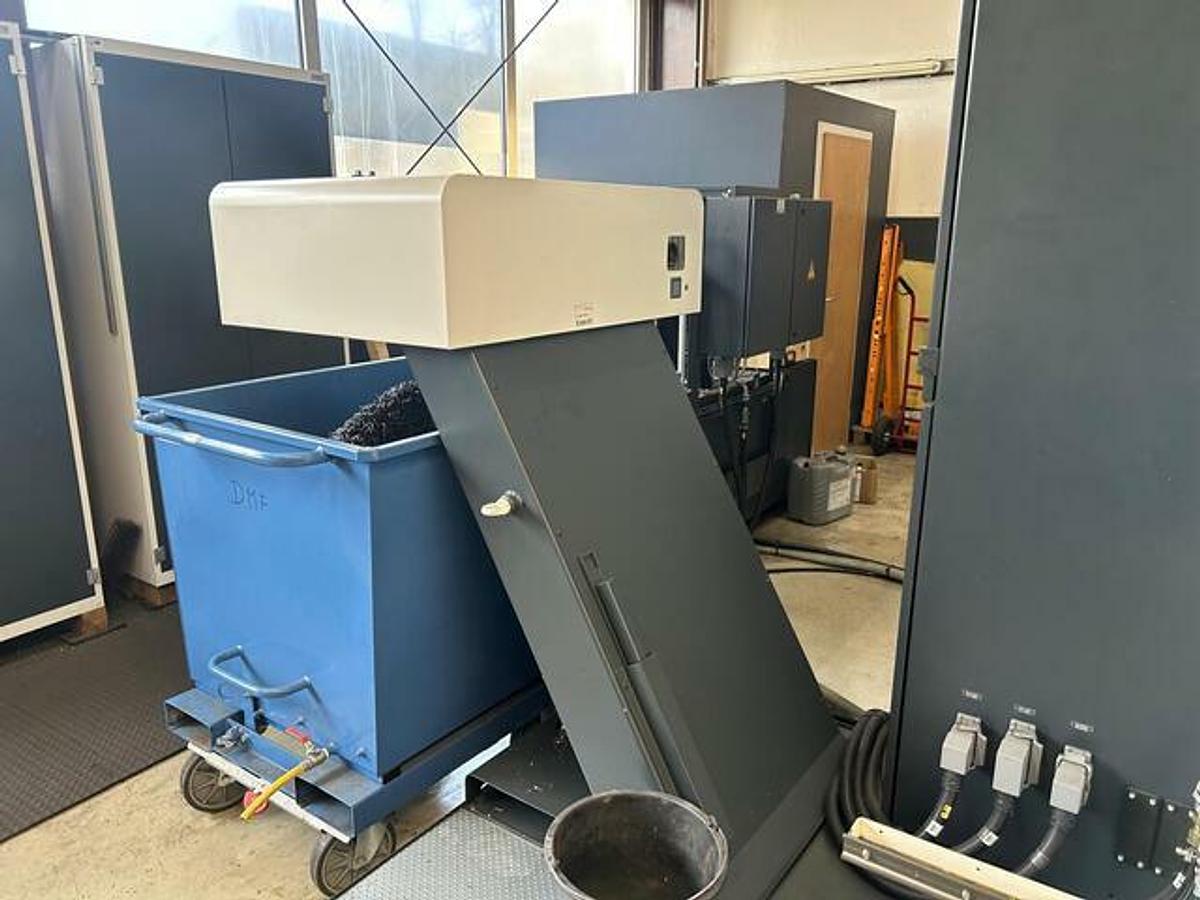 Used DMG DMF 360 / 11 Linear CNC Universal Machining Center