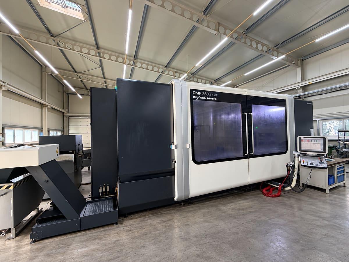 Used 2012 DMG DMG DMF 360 / 11 Linear CNC Universal Machining Center