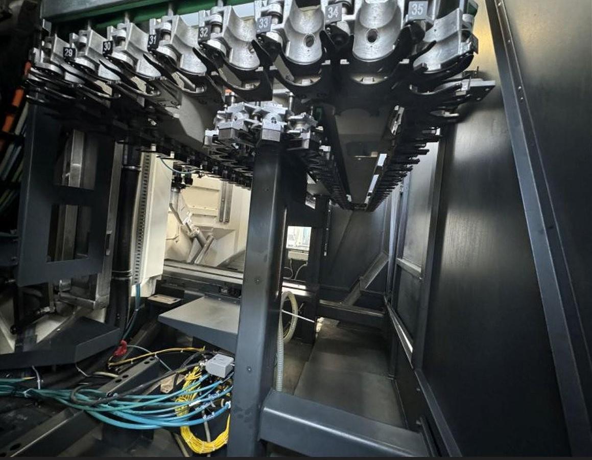 Used DECKEL MAHO - DMC 80U duoBlock 5 Axis Double Pallet Machining Center