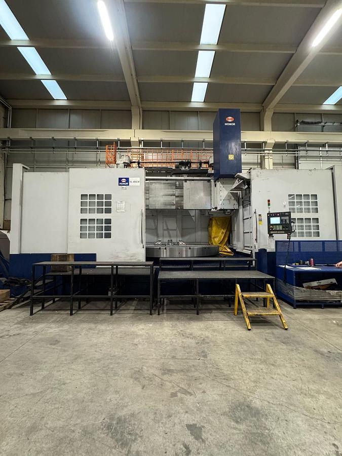 Used Honor Seiki VL-400CM CNC Vertical Boring & Milling Machine with Live Spindle & Table C-Axis