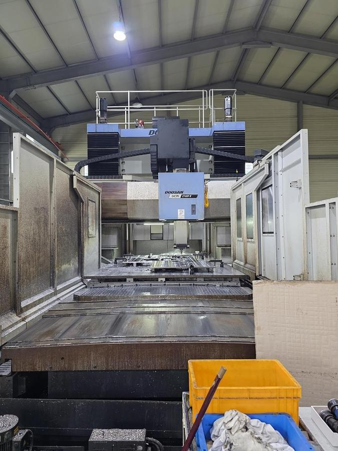 Used 2019 Doosan DCM 2740F II Double Column Bridge Type Multi Machining Center