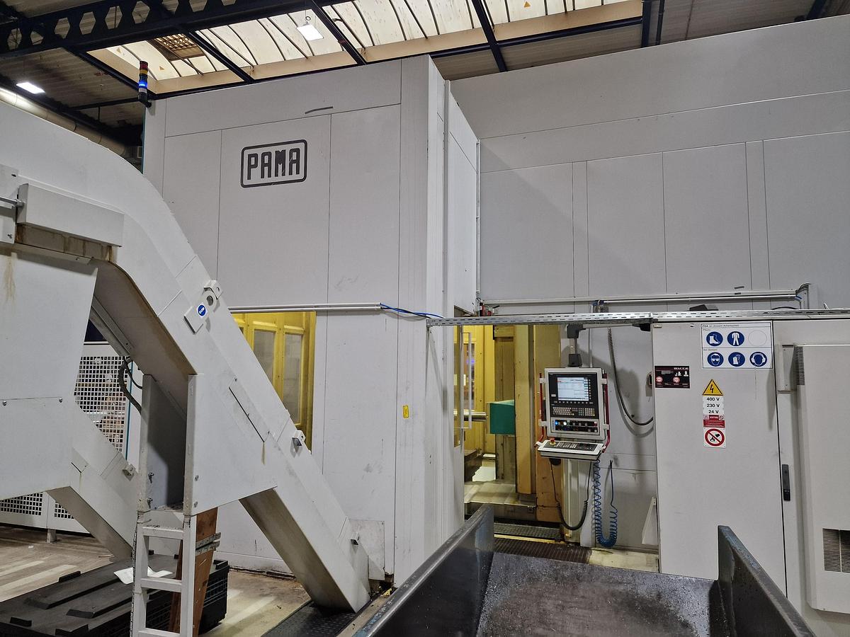 Used Pama Speedmat 2/TR 8 CNC Universal Machining Center with Twin Pallet Changer