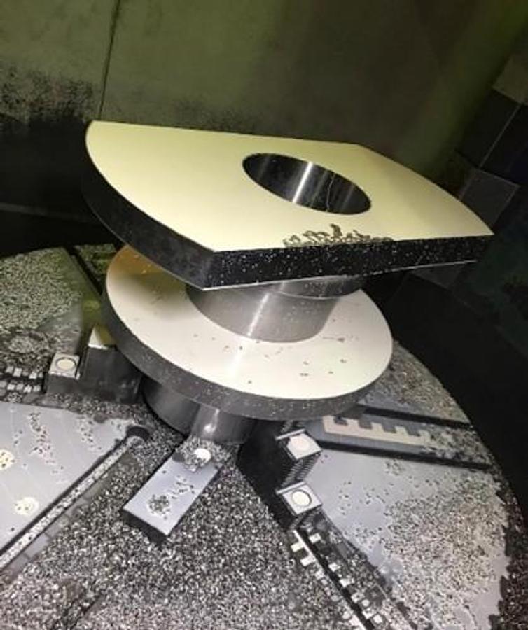Used TOS HULIN SKIQ 16 CNC Vertical Turning, Drilling, Milling, Grinding Machine