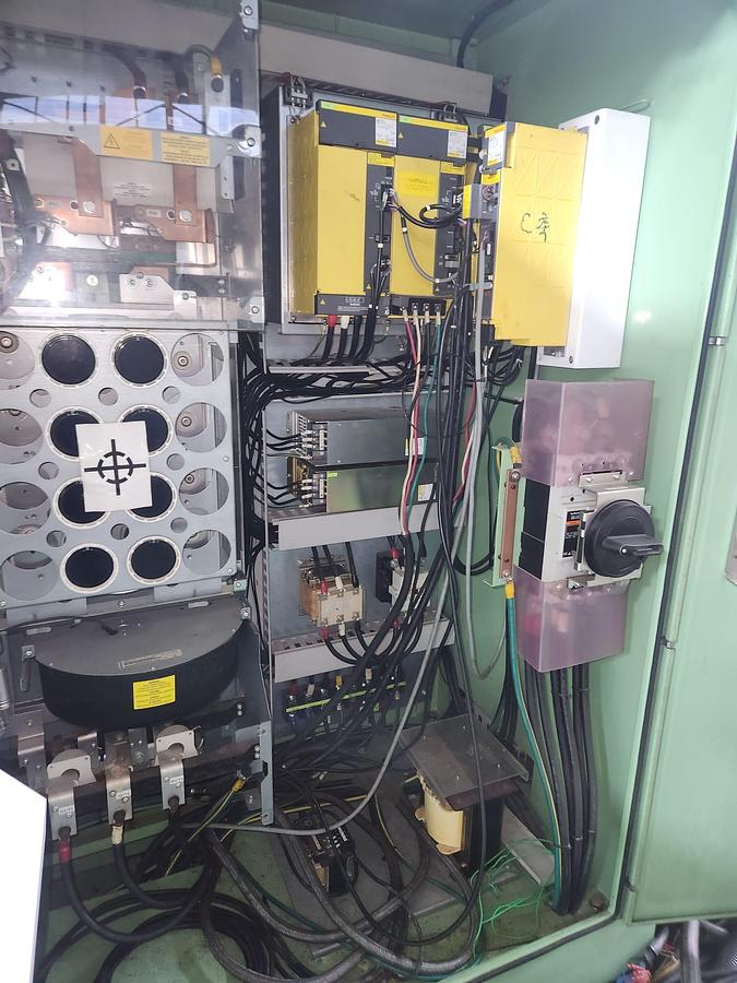 Used Hankook Dynaturn 26 CNC Heavy Duty Horizontal Lathe