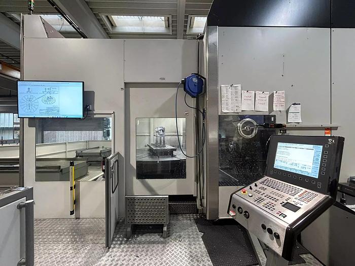 Used DMG DMC 340 U CNC Universal Machining Center with 2 Pallet System & Rotary Table Plate