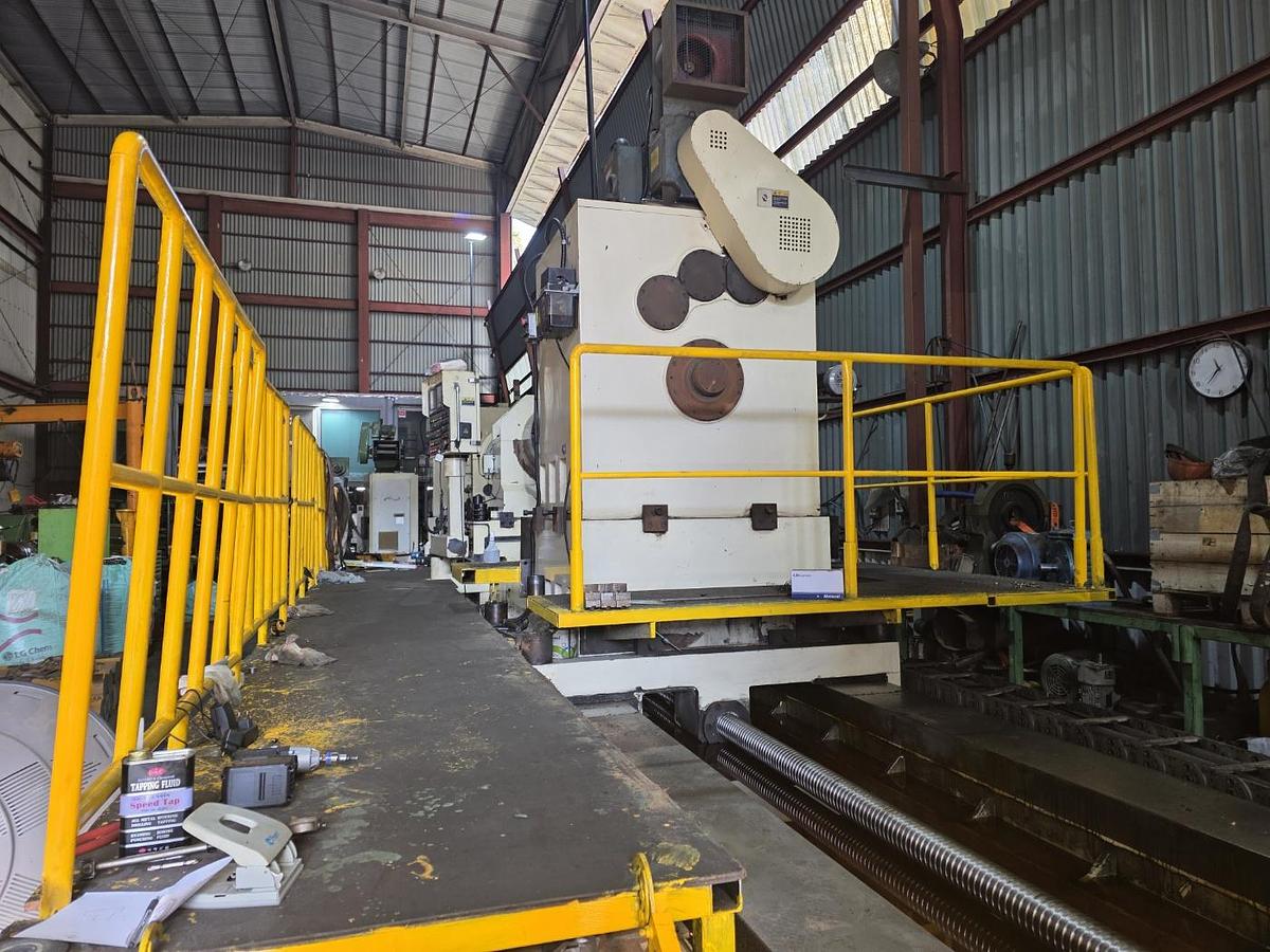 Used Shinil STL 300/500 - 6000 CNC Depp Hole Drilling Machine