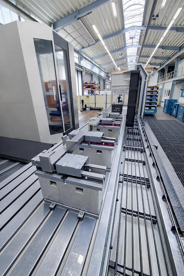 Used Correa Anayak HVM 65 CNC Horizontal Travelling Column Milling Machine