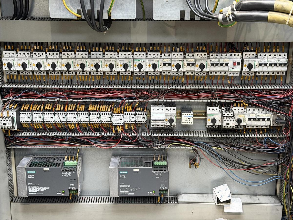 Used Poreba TCF 160 x 6000 CNC Three Slides Horizontal Lathe