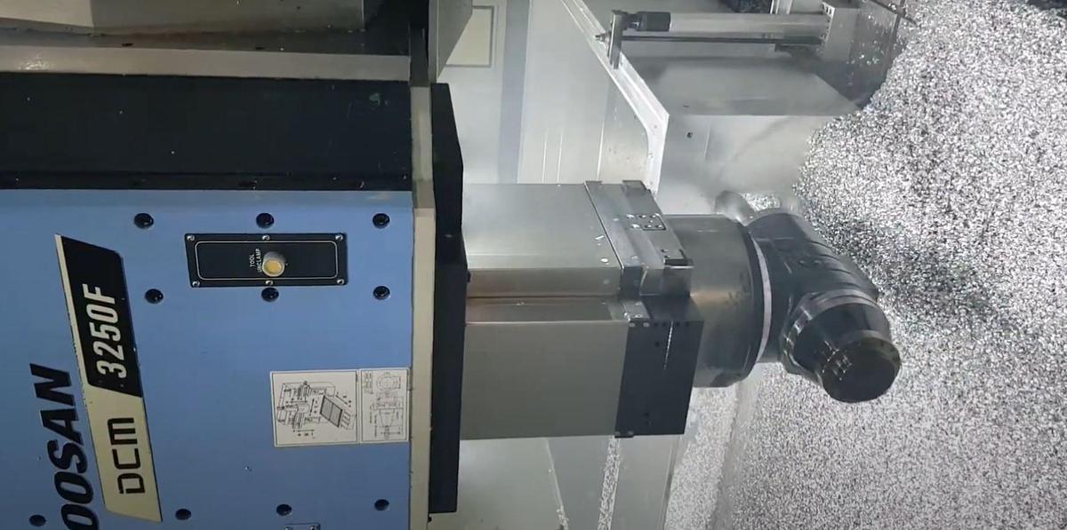 Used Doosan DCM 3250F CNC Double Column Machining Center